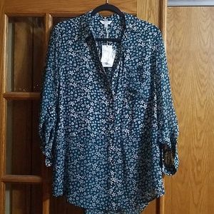 Candie's flowered blouse